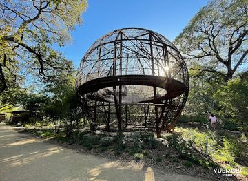 texas/austin/attraction/pease-park-treehouse