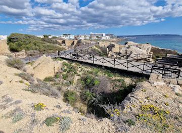 spain/balearic-islands/attraction/ruines-del-bunquer