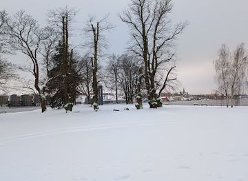 sweden/stockholm-archipelago/attraction/sea-glass-beach
