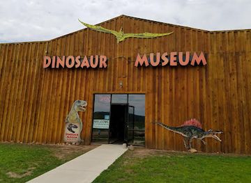 south-dakota/mount-rushmore/attraction/dinosaur-museum