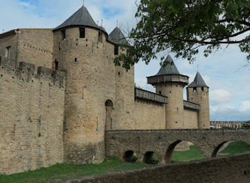 france/languedoc/attraction/chateau-et-remparts-de-la-cite-de-carcassonne