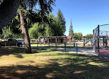 california/fresno/attraction/vinland-park