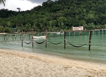 thailand/trat/attraction/bang-bao-beach