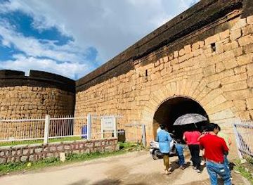 india/bengaluru/attraction/devanahalli-fort