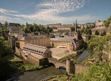 luxembourg/diekirch/attraction/neumunster-abbey
