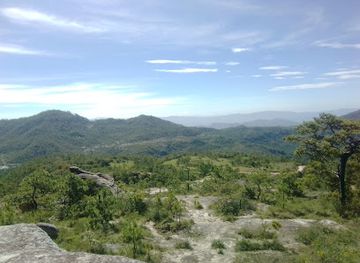 honduras/la-paz-region/attraction/tres-piedras-guajiquiro-la-paz