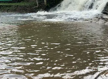 Anyinasu waterfall