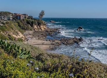 california/anaheim/attraction/little-corona-beach