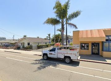 california/pismo-beach/attraction/clam-sculpture