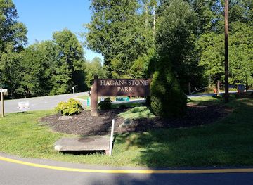 north-carolina/high-country/attraction/hagan-stone-park