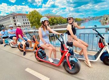 czechia/prague/attraction/scrooser-tour-fat-tire-e-scooter-sightseeing-tours