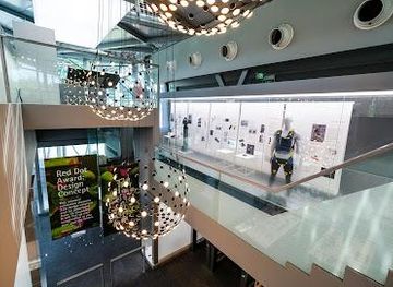 singapore/sentosa/attraction/red-dot-design-museum