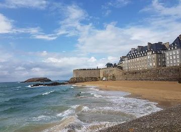 france/saint-malo/attraction/plage-du-mole