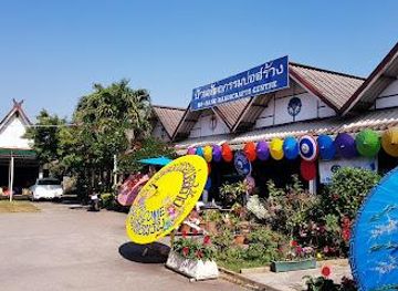 thailand/chiang-mai/attraction/bo-sang-handicrafts-centre