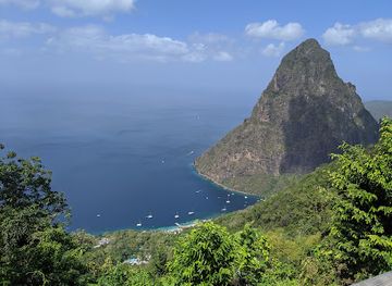 saint-lucia/micoud/attraction/tet-paul-nature-hike-stairway-to-heaven