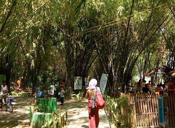 philippines/central-luzon/attraction/lubao-bamboo-hub-eco-park