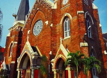 indonesia/surabaya/attraction/gereja-katolik-kelahiran-santa-perawan-maria