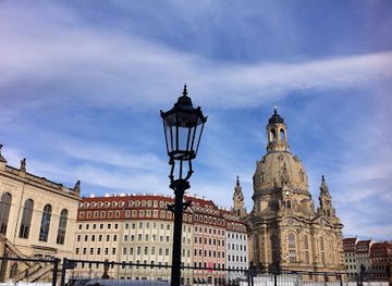 germany/dresden/attraction/terrassenufer