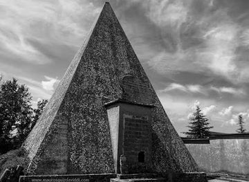 san-marino/monte-san-cristoforo/attraction/piramide