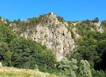 romania/vrancea/attraction/bozioru-cave-dwellings