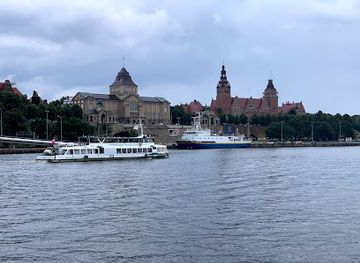poland/szczecin/attraction/craneosaurs