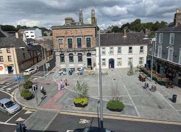 ireland/county-westmeath/attraction/the-square