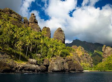 french-polynesia/nuku-hiva/attraction/fatu-hiva