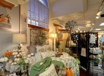 florida/sarasota-beaches/attraction/carlisle-gifts-sarasota