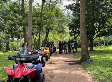 ghana/aburi/attraction/ahyiresu-fun-park