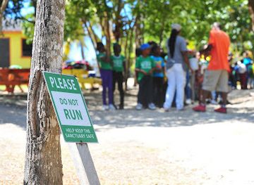 antigua-and-barbuda/falmouth/attraction/wadadli-animal-nature-park