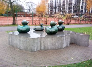 latvia/riga/kipsala/attraction/skulptura-piles