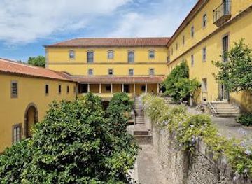 portugal/viana-do-castelo/attraction/mosteiro-de-santa-maria-de-refoios-do-lima