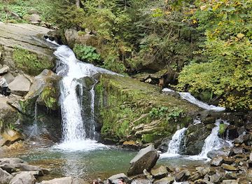 ukraine/trostyan/attraction/kamenetsky-waterfall