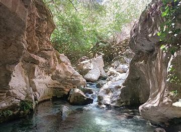 spain/ronda/attraction/sendero-la-garganta-verde-barranquismo