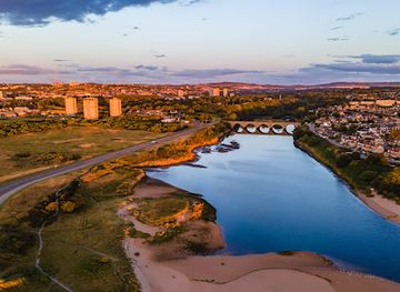 united-kingdom/aberdeen/attraction/south-donmouth-beach