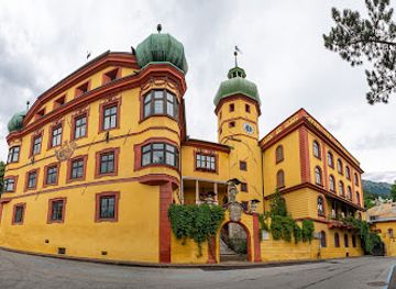 austria/innsbruck/attraction/schloss-buchsenhausen