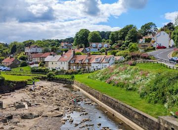 united-kingdom/whitby/attraction/sandsend