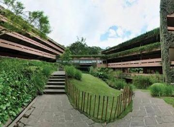 guatemala/antigua-guatemala/attraction/francisco-marroquin-university