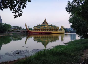 myanmar-burma/lower-myanmar/attraction/kandawlay-lake