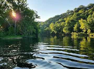 missouri/branson/attraction/lake-taneycomo