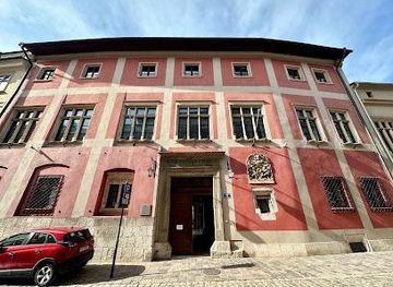 poland/krakow/attraction/national-museum-palace-of-bishop-erasmus-ciolek