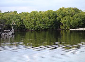 maldives/shaviyani-atoll/attraction/bulhaali-muli-bridge
