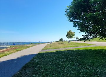 rhode-island/east-greenwich/attraction/rocky-point-state-park