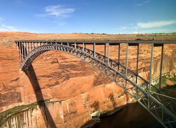 arizona/page/attraction/carl-hayden-visitor-center