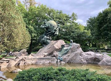 switzerland/bern/attraction/universal-post-monument