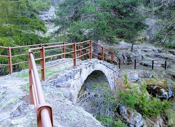 italy/valle-d-aosta/attraction/ponte-della-betenda