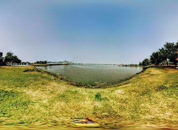 india/uttar-pradesh/attraction/lakh-bahosi-sanctuary