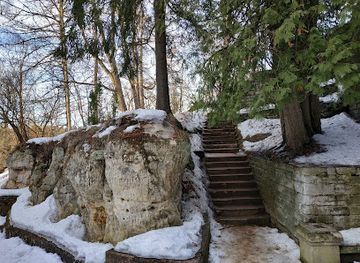 estonia/alutaguse/attraction/hobeallika-koobas