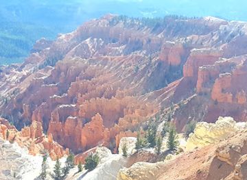 utah/cedar-breaks-national-monument/attraction/cedar-breaks-national-monument-visitor-contact-station