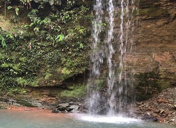 brazil/chapada-dos-guimaraes-national-park/attraction/cachoeira-encantada